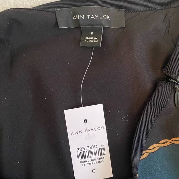AnnTaylor Flare skirt, size 0. NWT - Picture 8 of 9